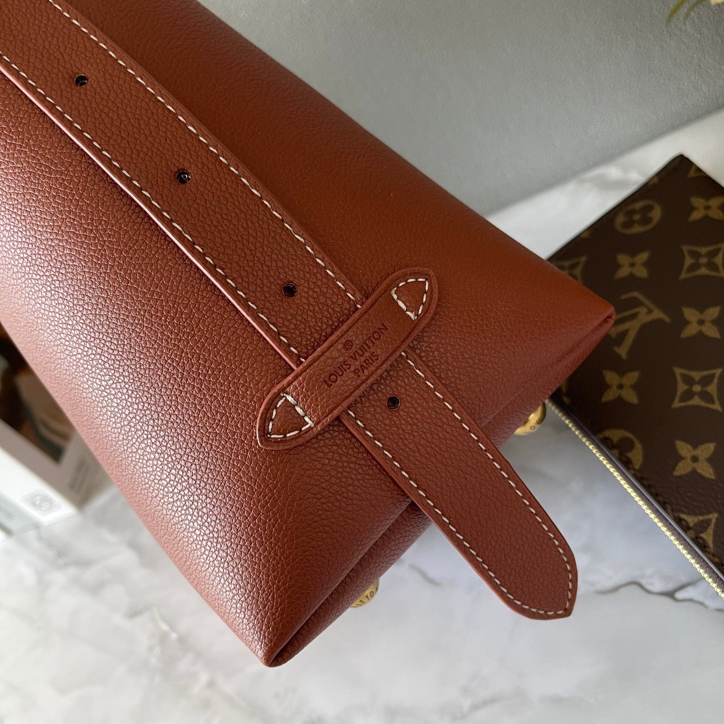 Chic & Stylish Bags