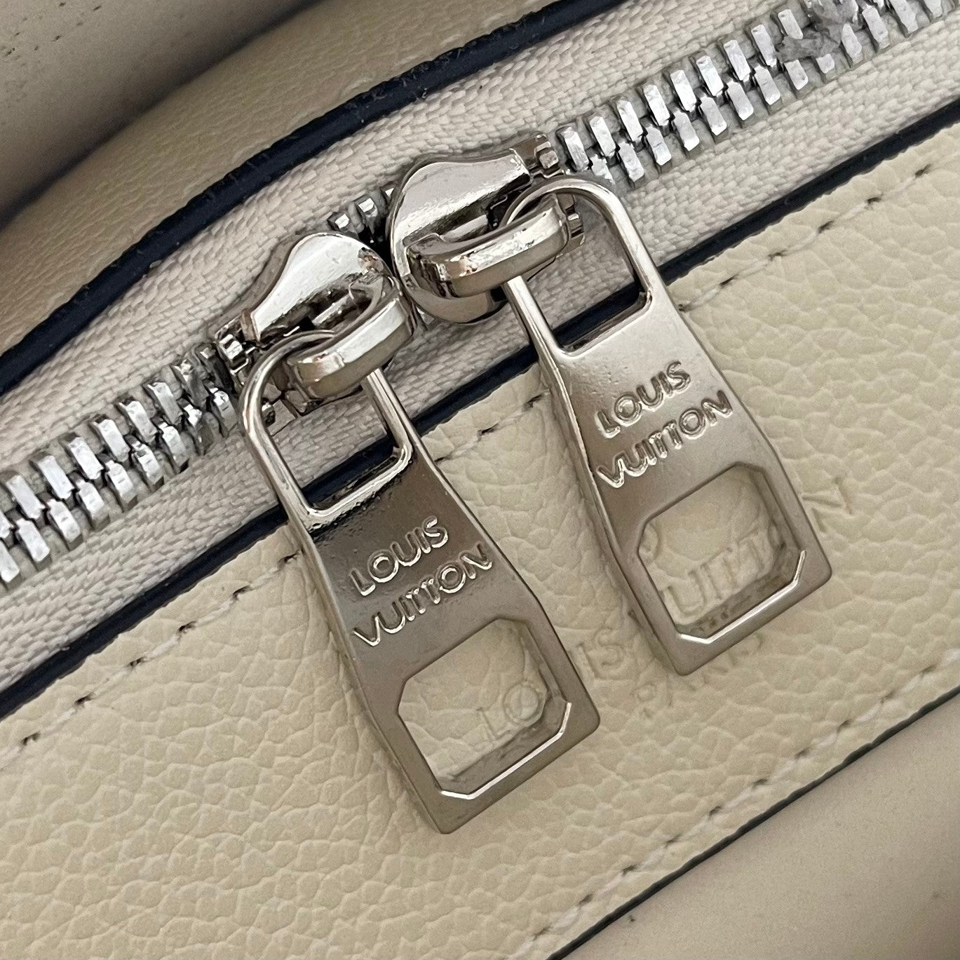 Chic & Stylish Bags