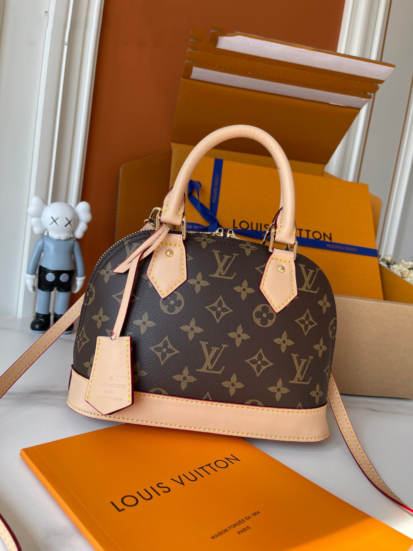 Chic & Stylish Bags
