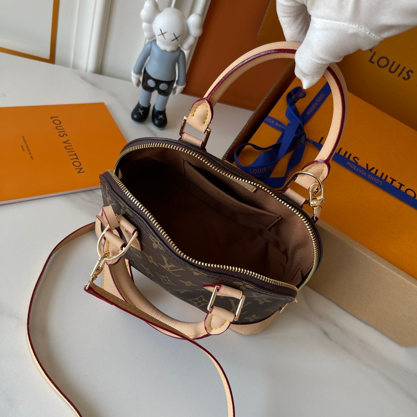 Chic & Stylish Bags