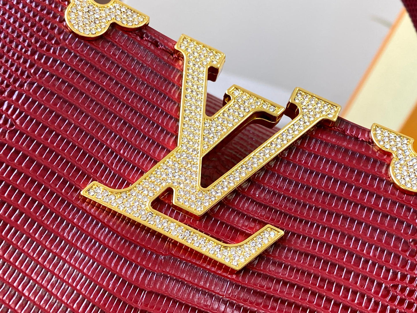 Chic & Stylish Bags