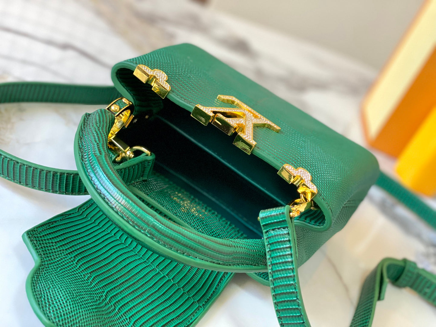 Chic & Stylish Bags