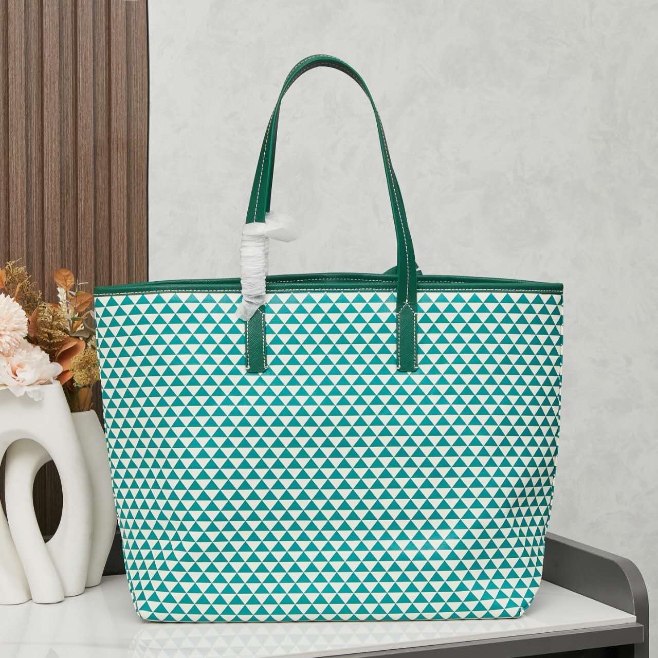Chic & Stylish Bags