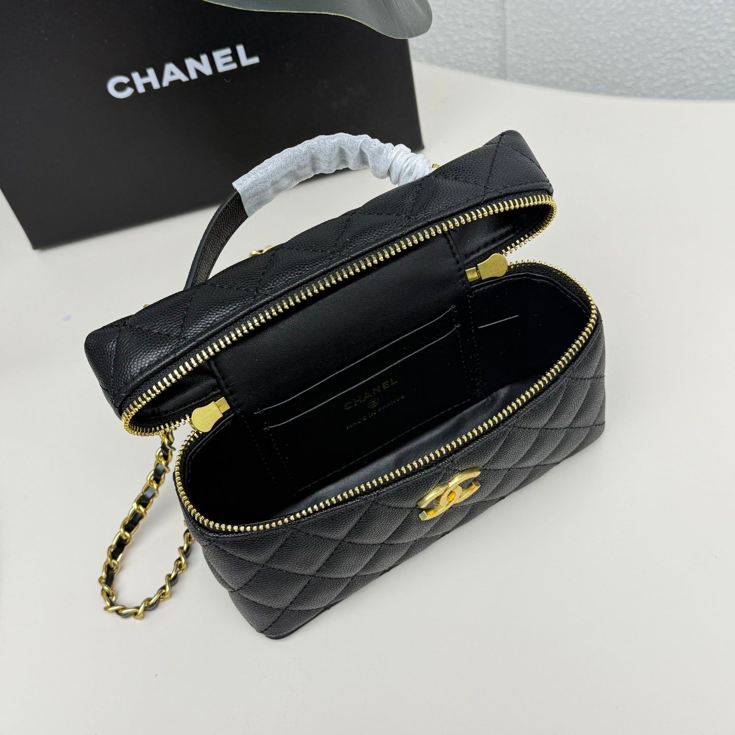 Chic & Stylish Bags