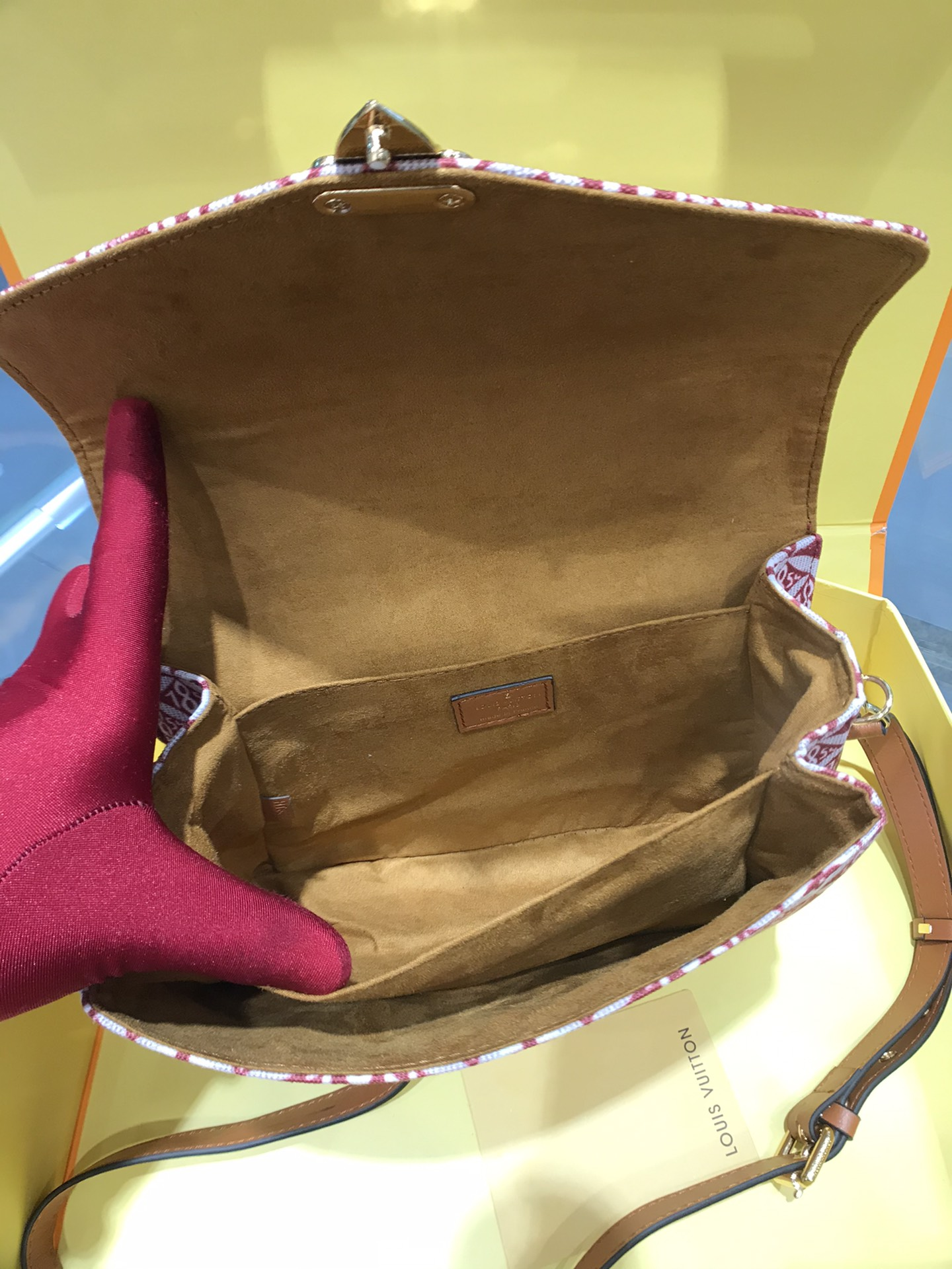 Chic & Stylish Bags