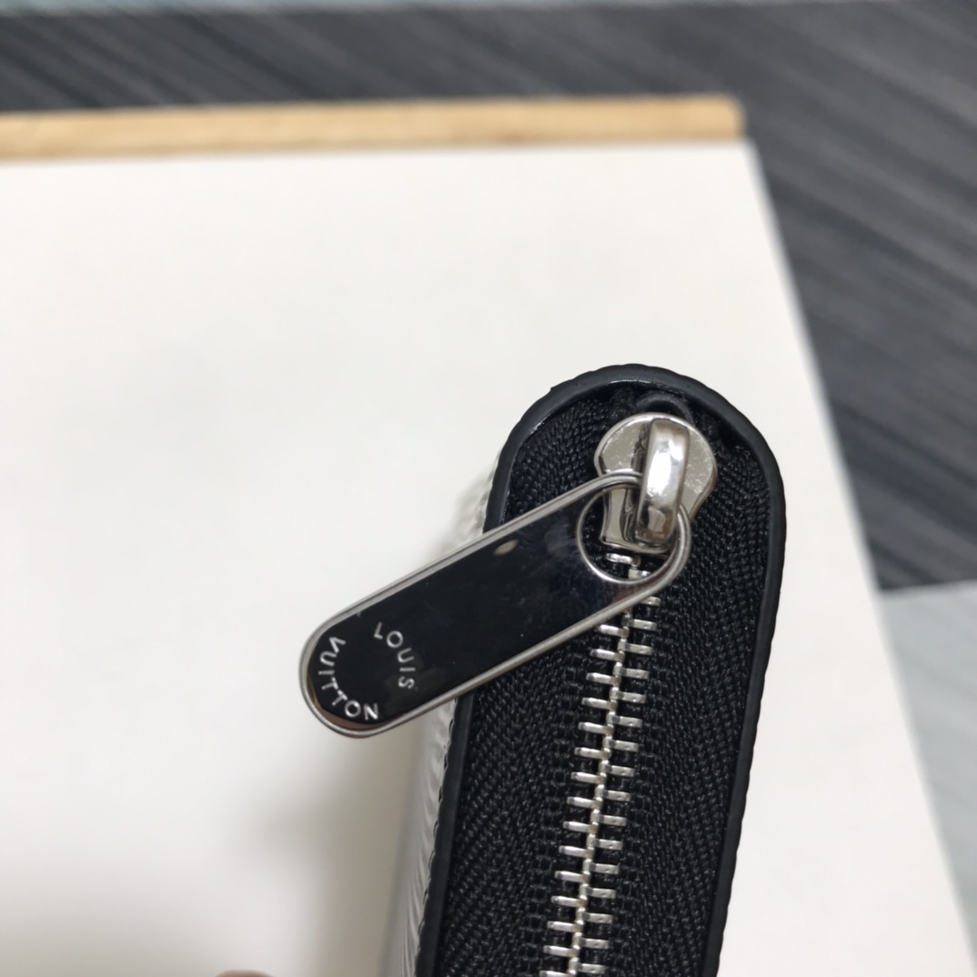 Chic & Stylish Bags