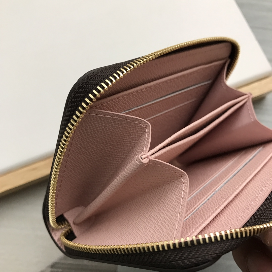 Chic & Stylish Bags