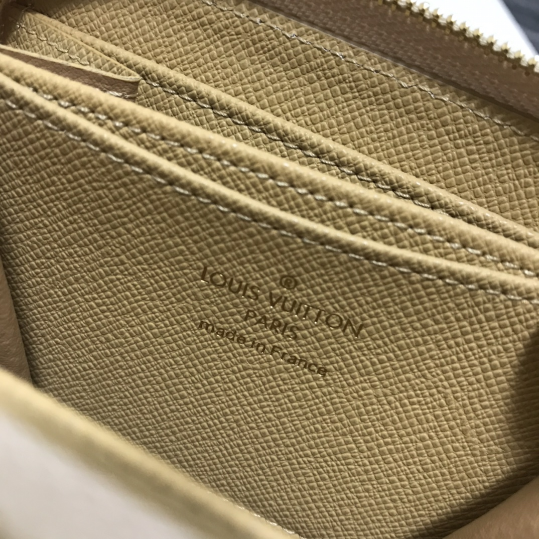 Chic & Stylish Bags