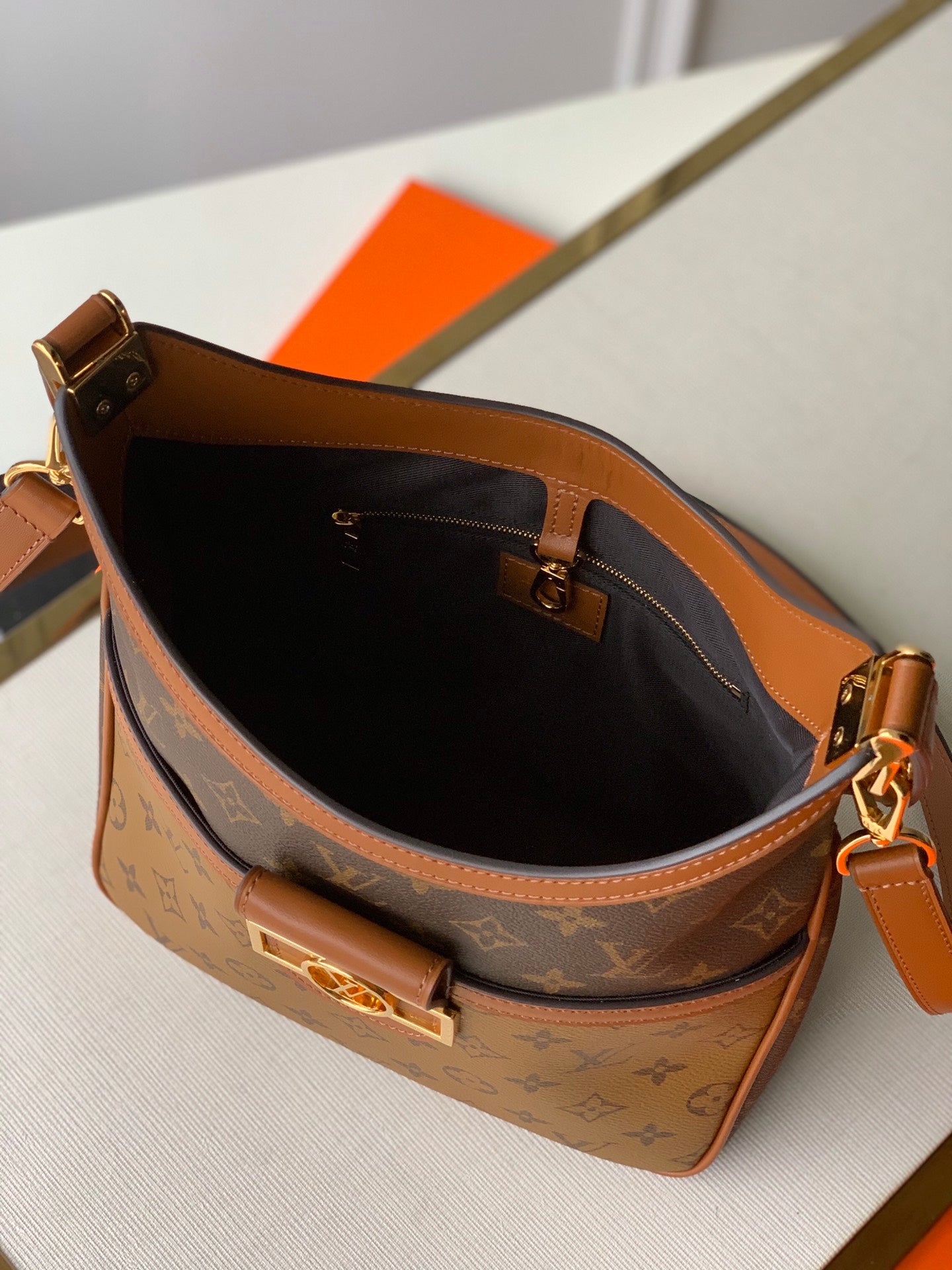 Chic & Stylish Bags