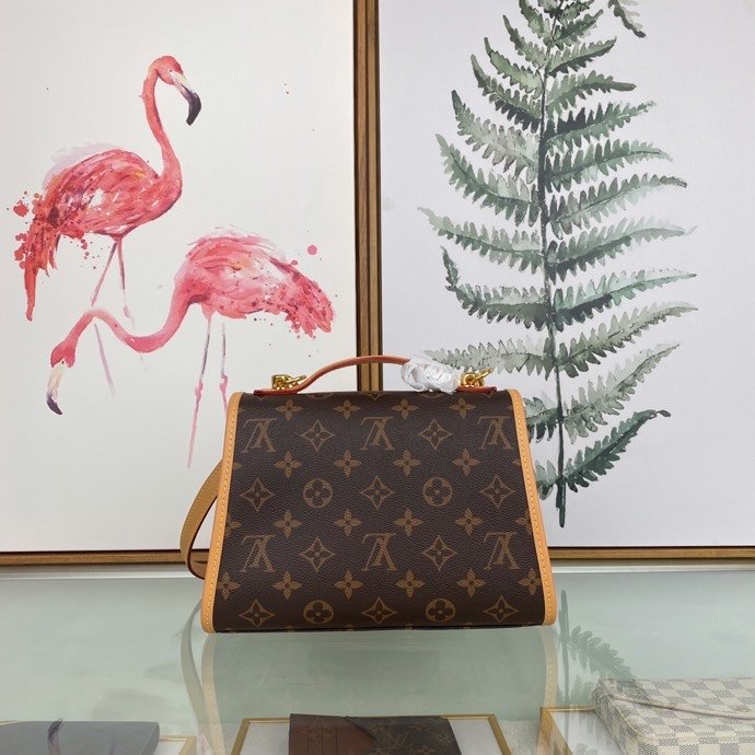 Chic & Stylish Bags