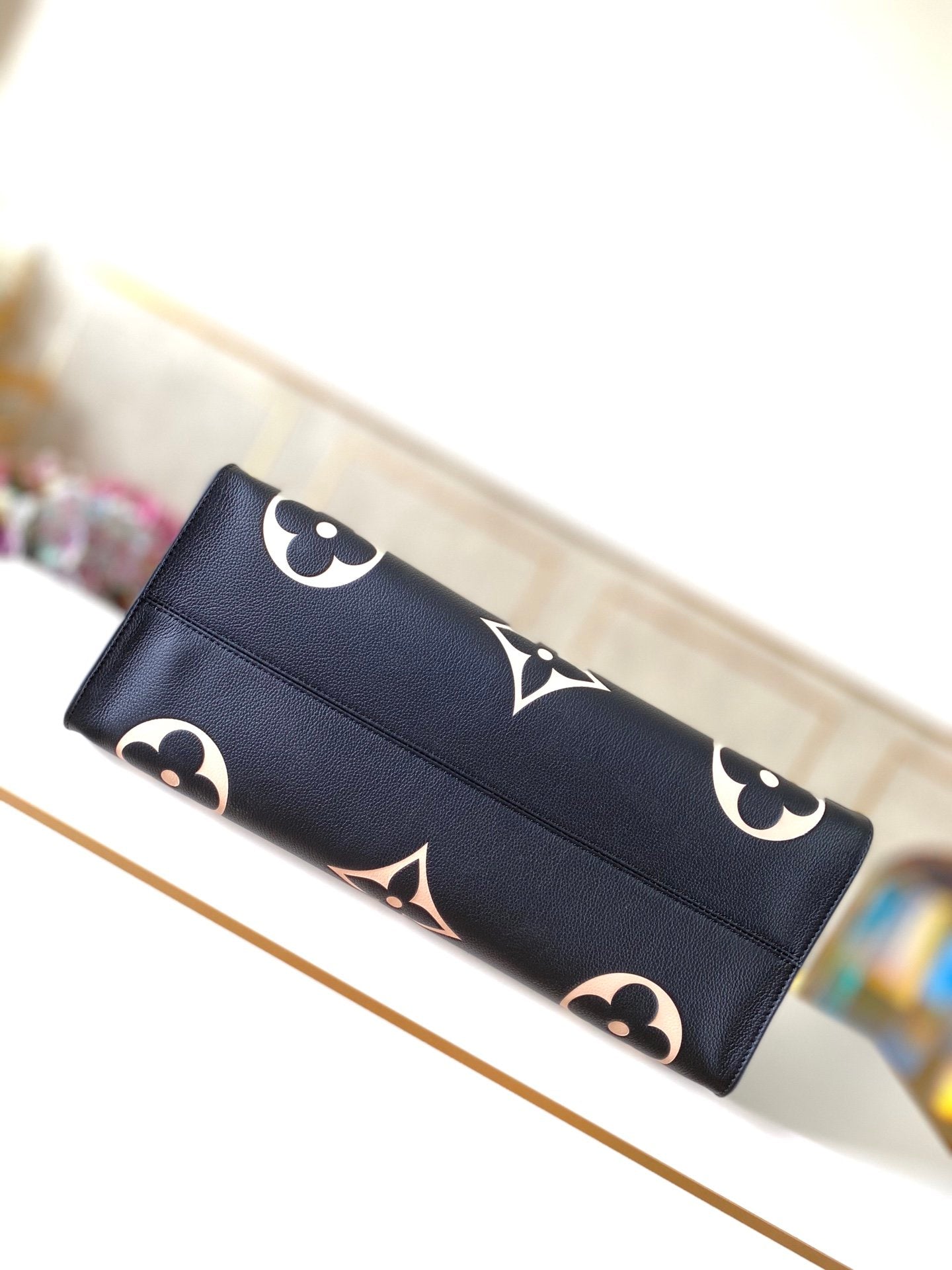 Chic & Stylish Bags