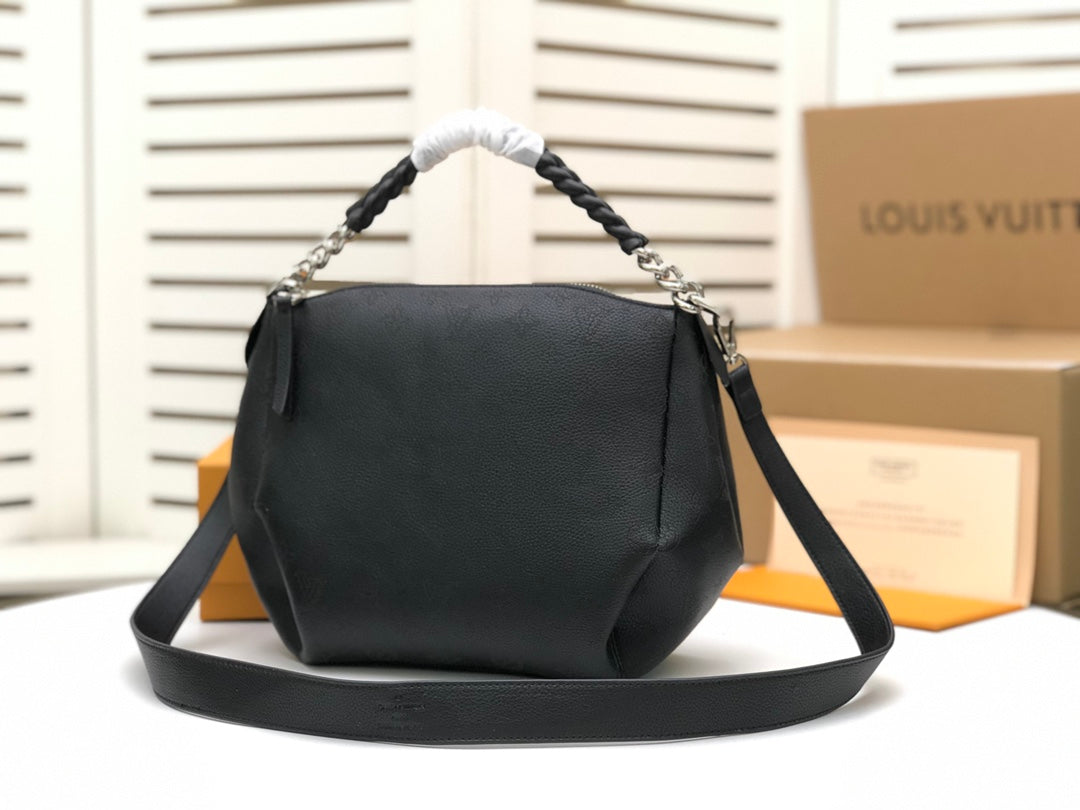 Chic & Stylish Bags