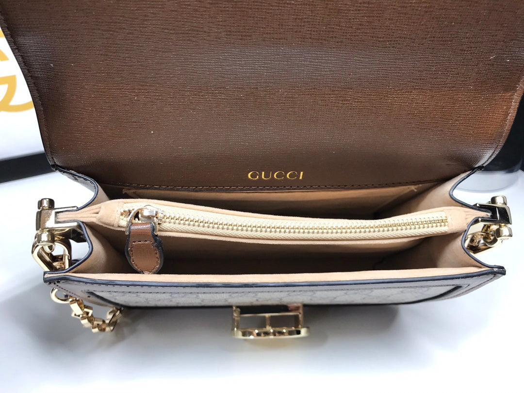 Chic & Stylish Bags