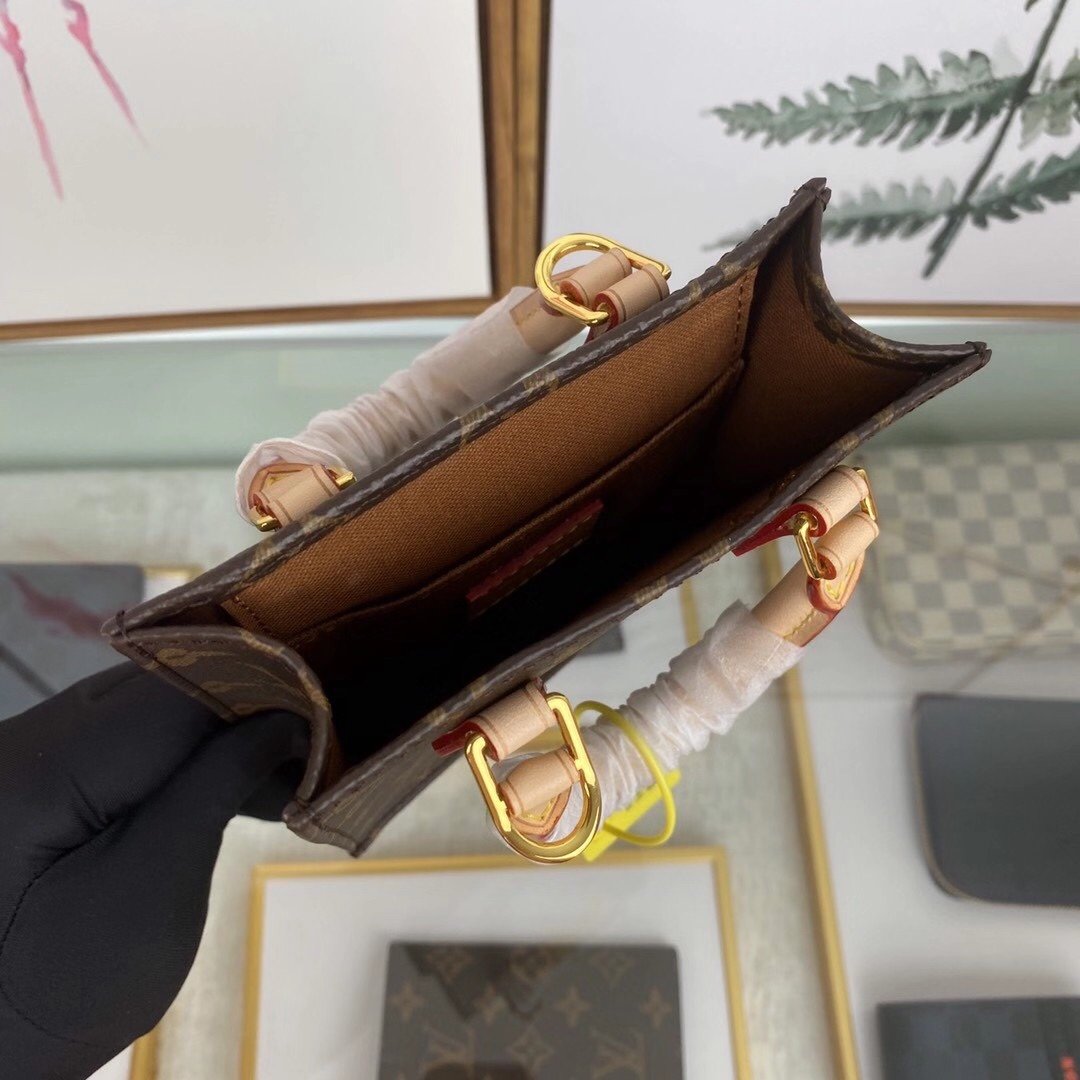 Chic & Stylish Bags