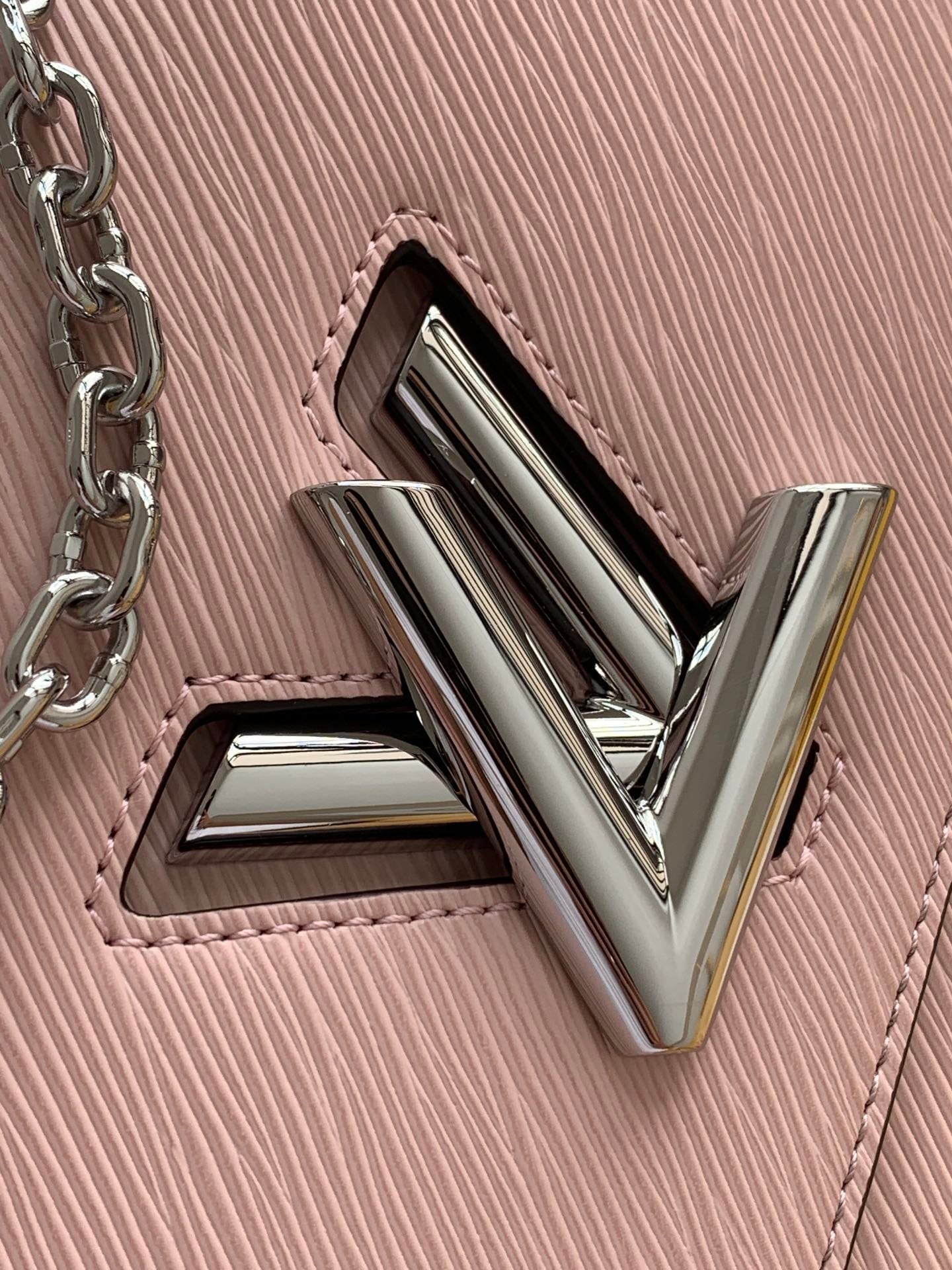 Chic & Stylish Bags