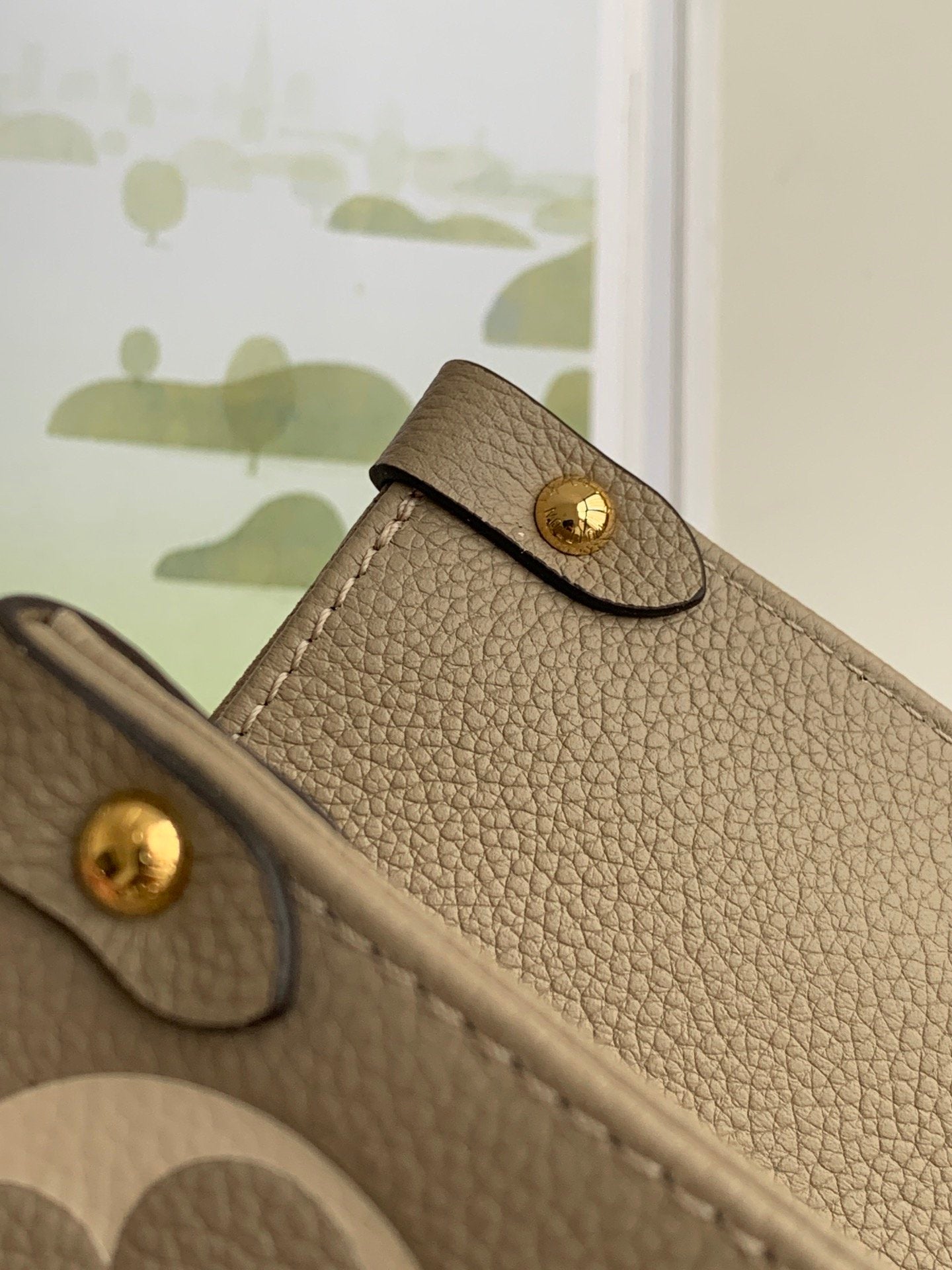 Chic & Stylish Bags