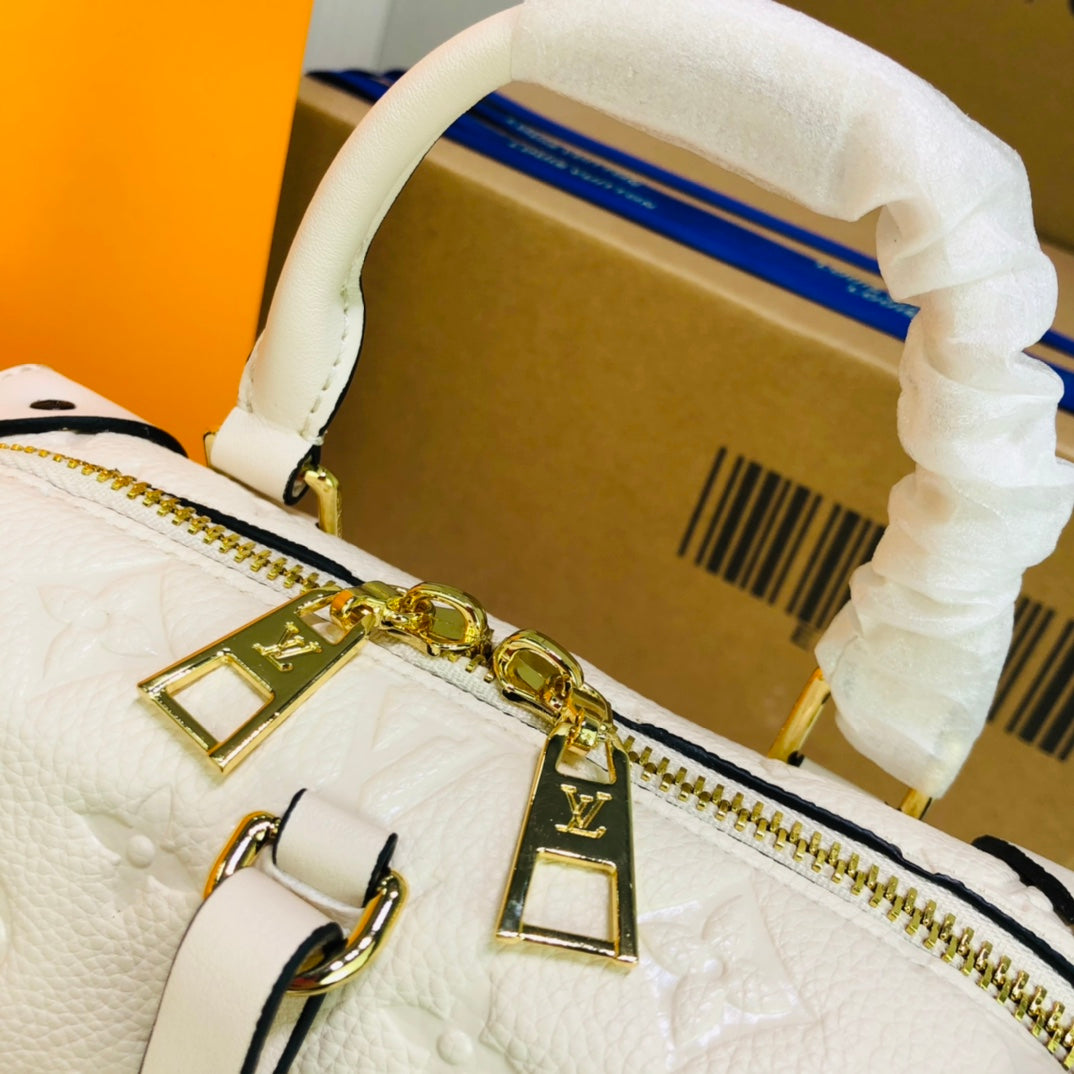 Chic & Stylish Bags