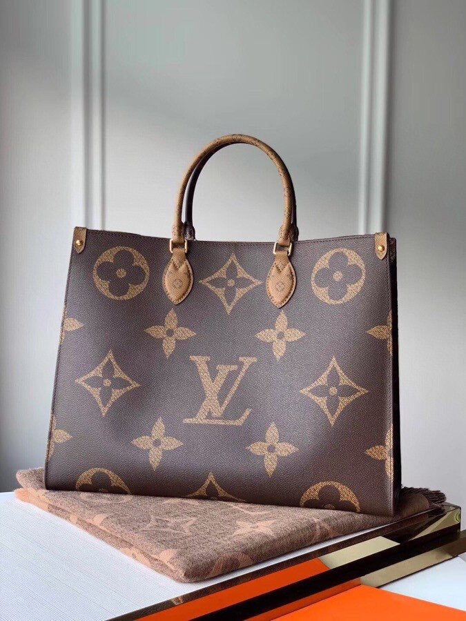 Chic & Stylish Bags