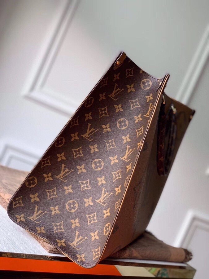 Chic & Stylish Bags