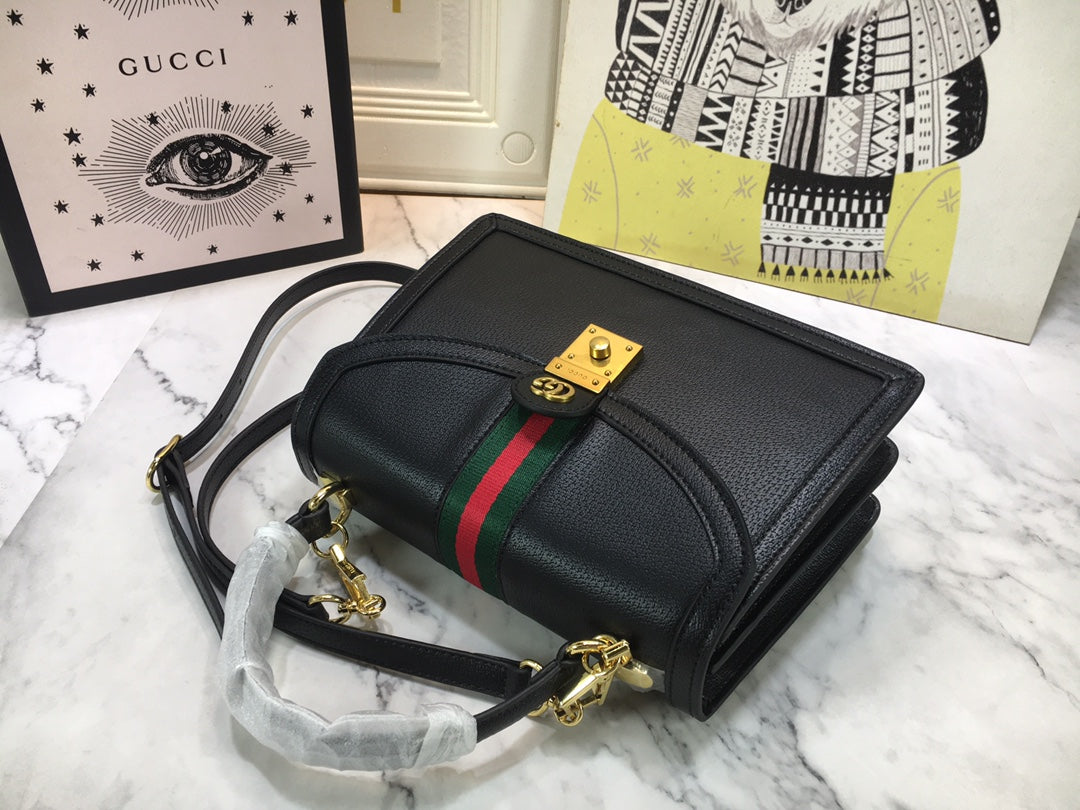 Chic & Stylish Bags