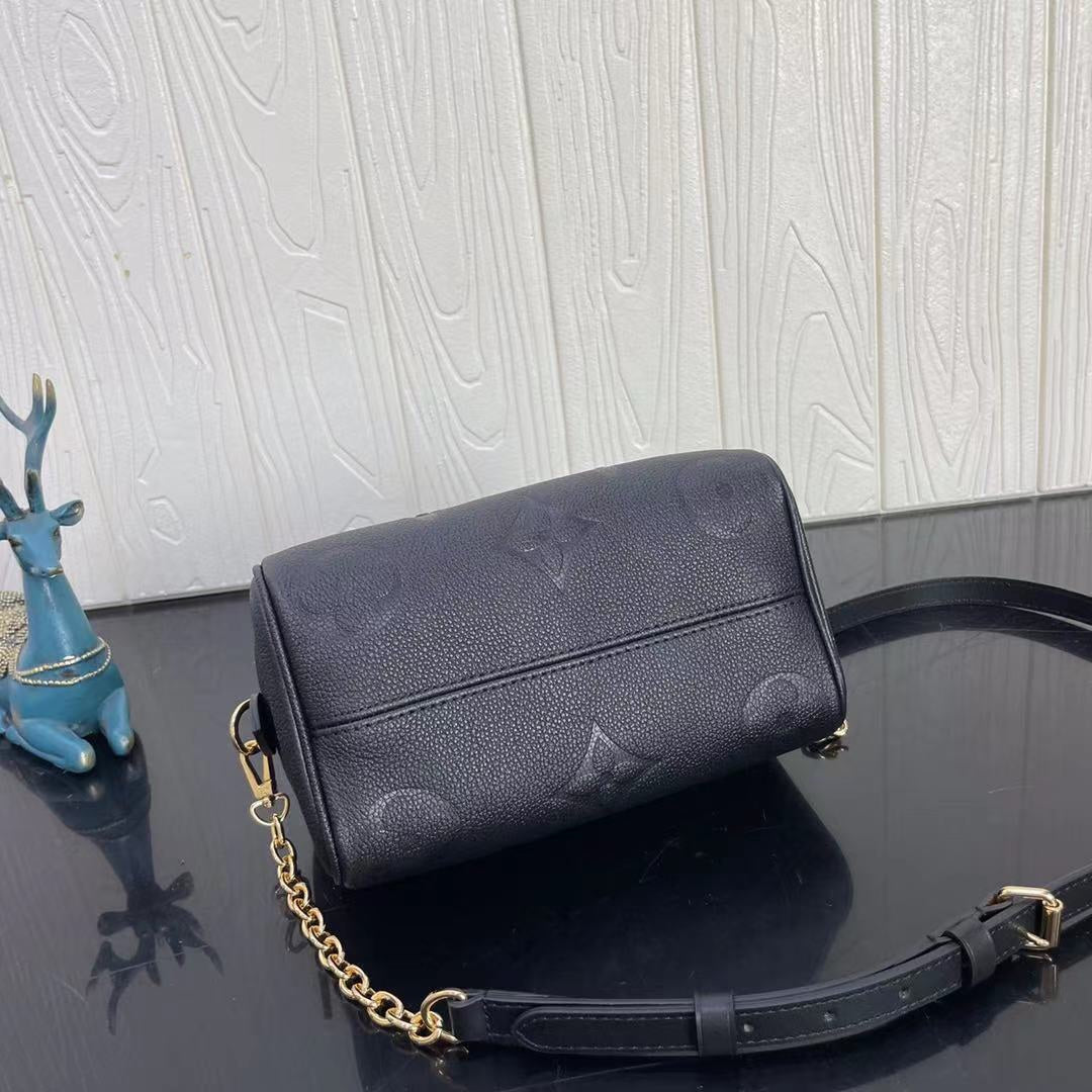 Chic & Stylish Bags