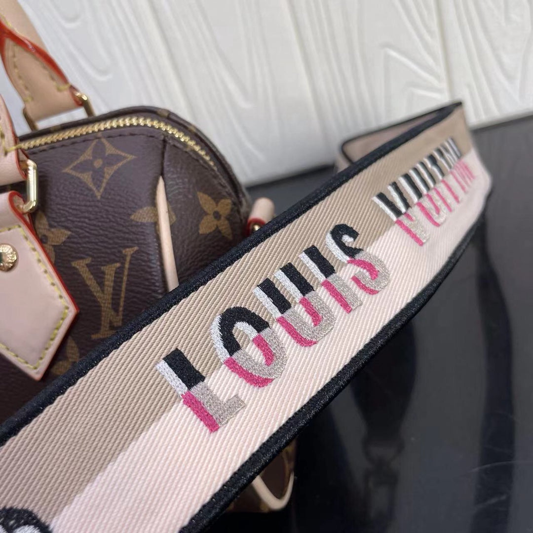 Chic & Stylish Bags