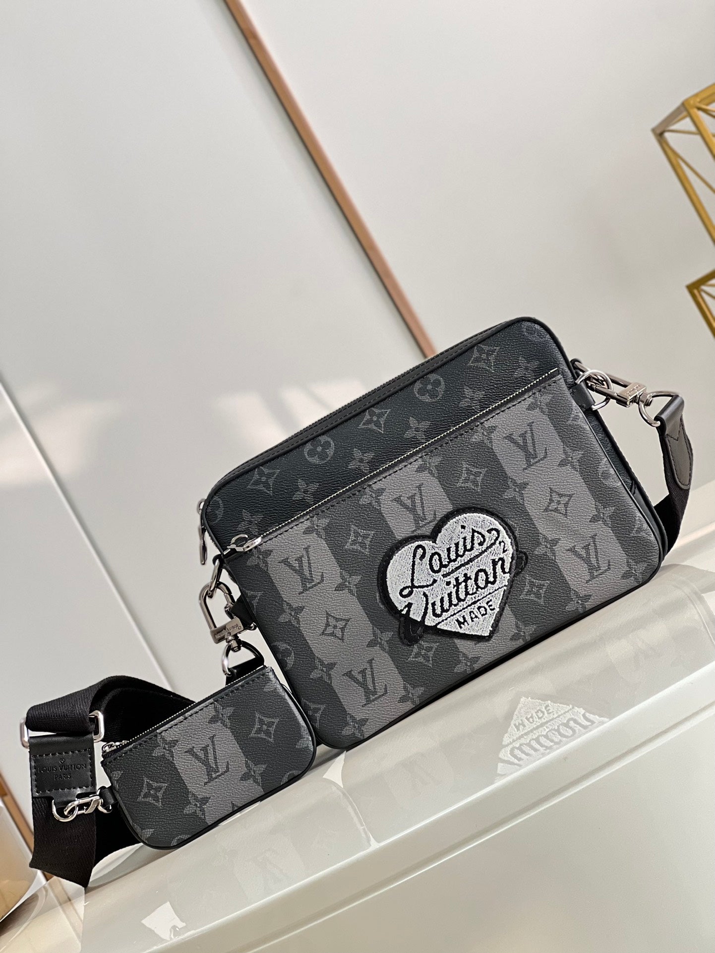 Chic & Stylish Bags