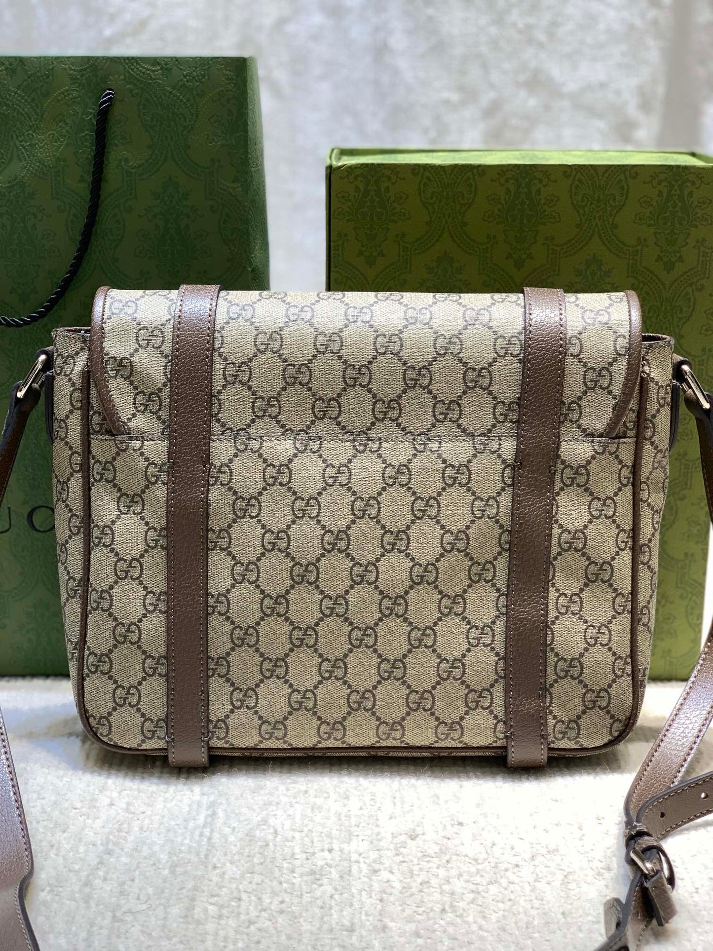 Chic & Stylish Bags