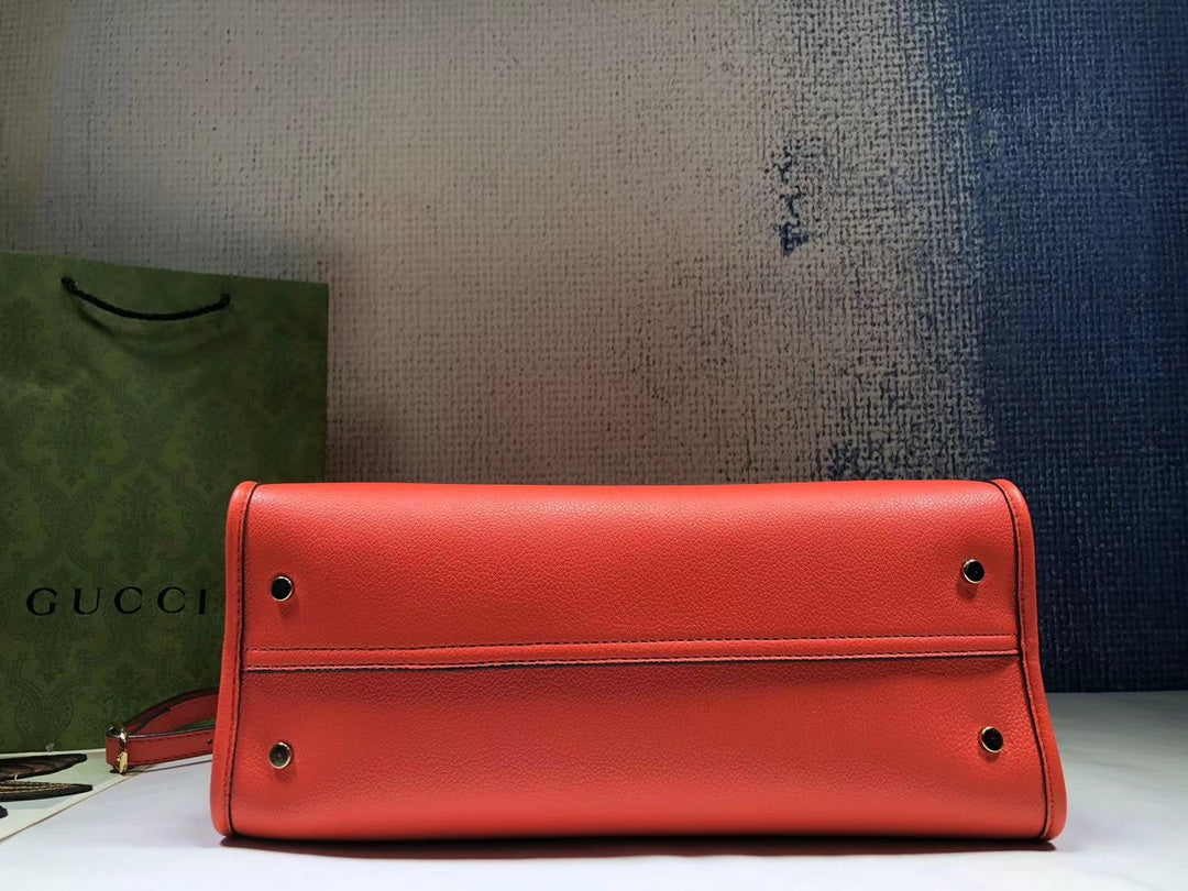 Chic & Stylish Bags
