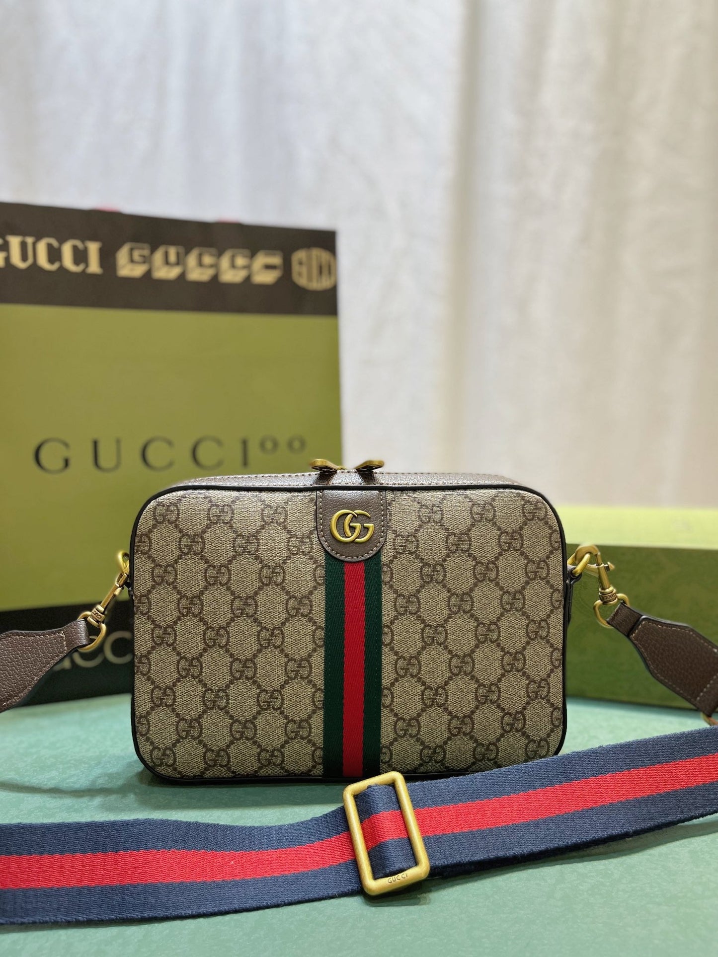Chic & Stylish Bags