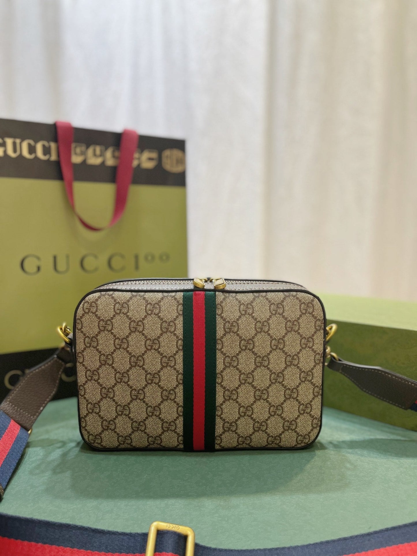 Chic & Stylish Bags