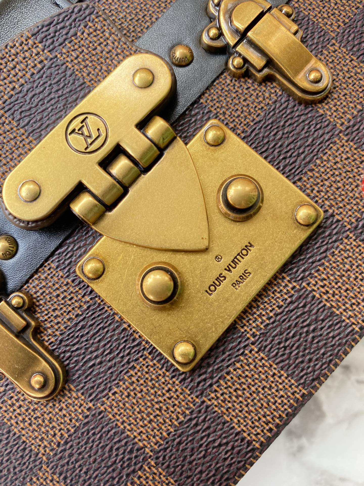 Chic & Stylish Bags