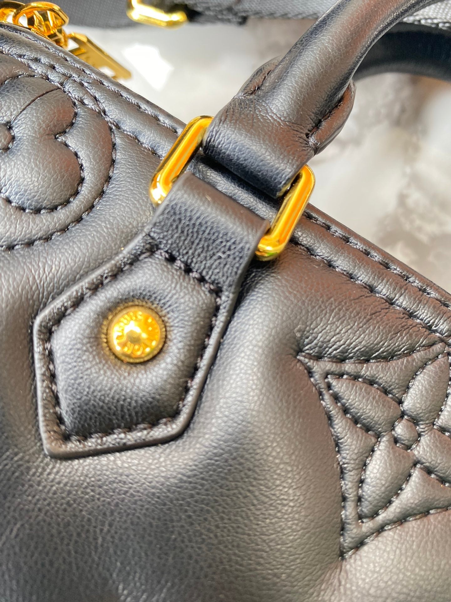 Chic & Stylish Bags