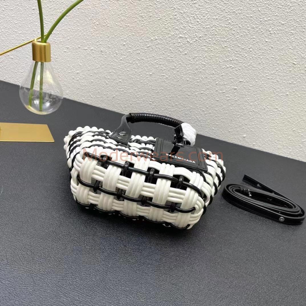 Chic & Stylish Bags