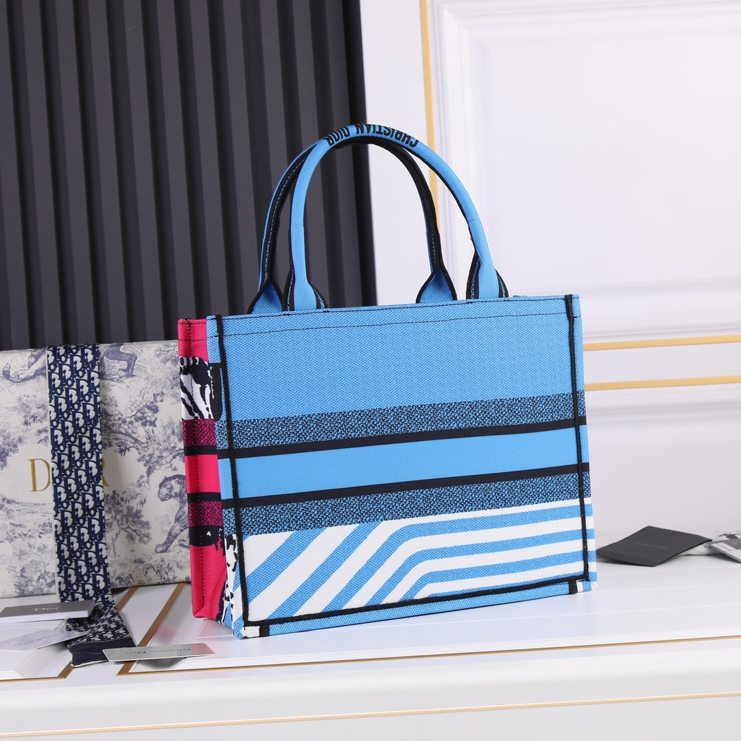 Chic & Stylish Bags