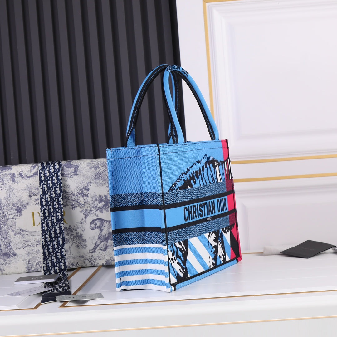 Chic & Stylish Bags