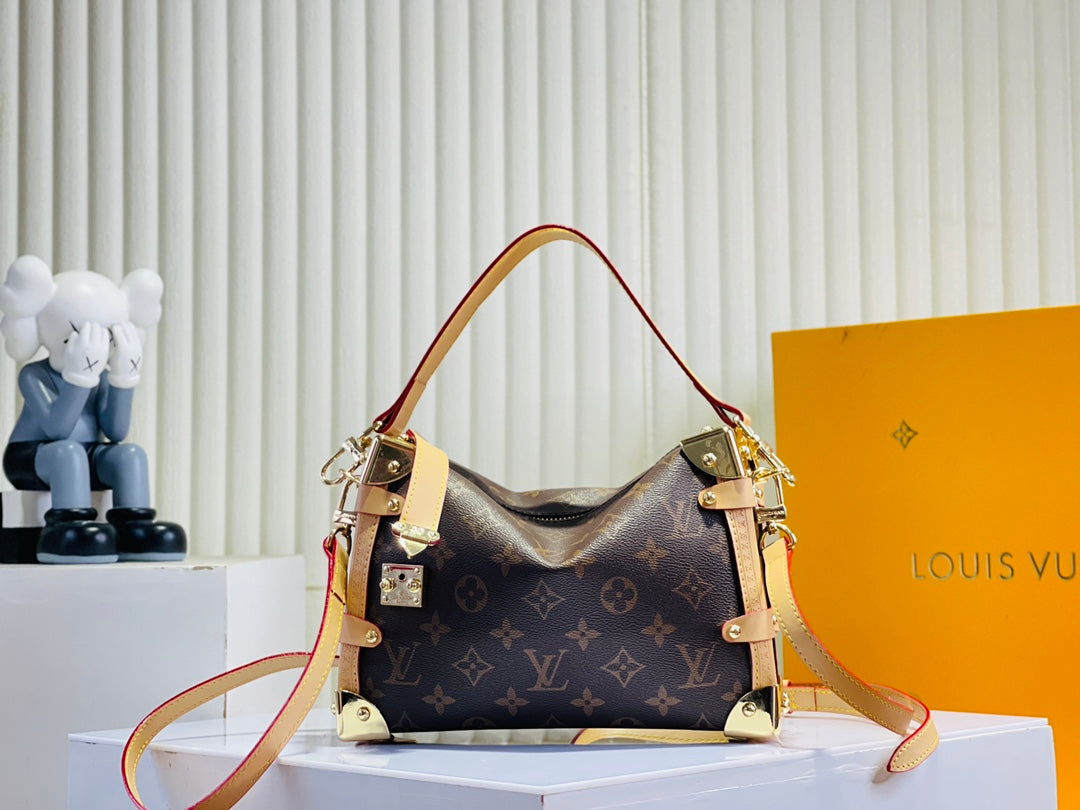 Chic & Stylish Bags