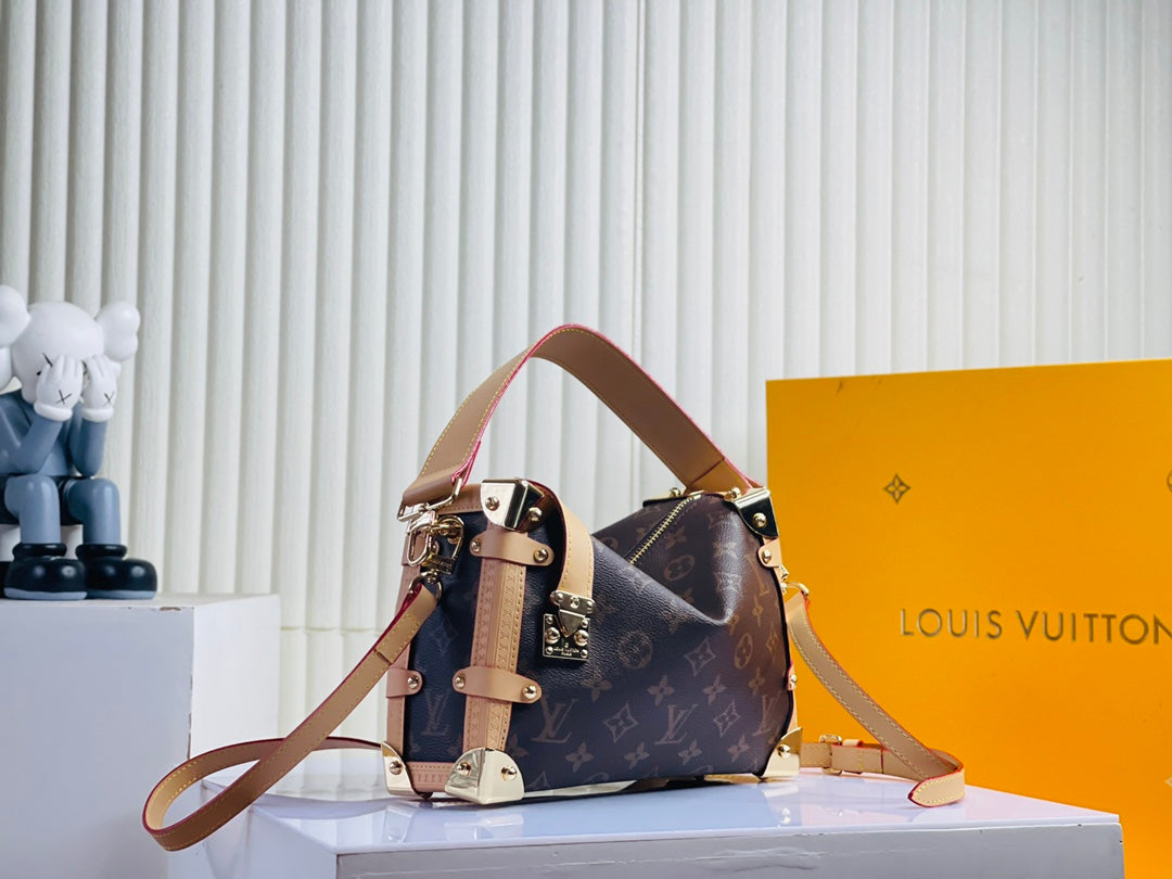 Chic & Stylish Bags