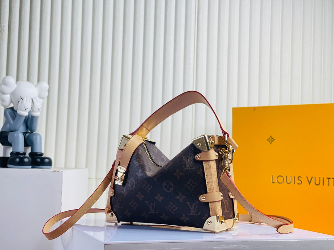 Chic & Stylish Bags