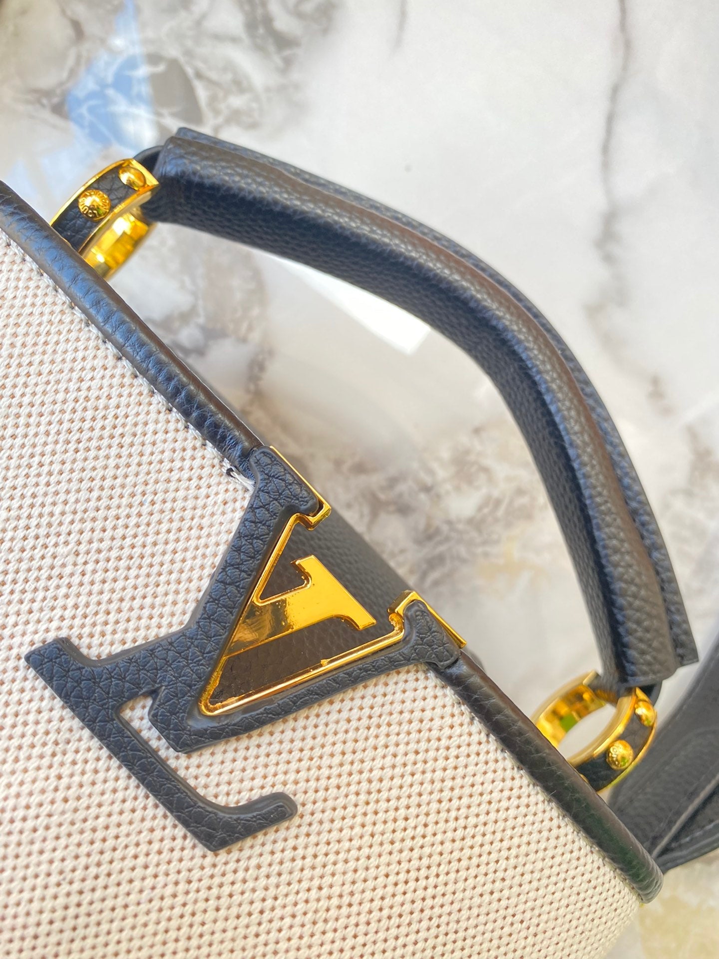 Chic & Stylish Bags