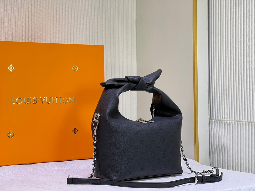 Chic & Stylish Bags