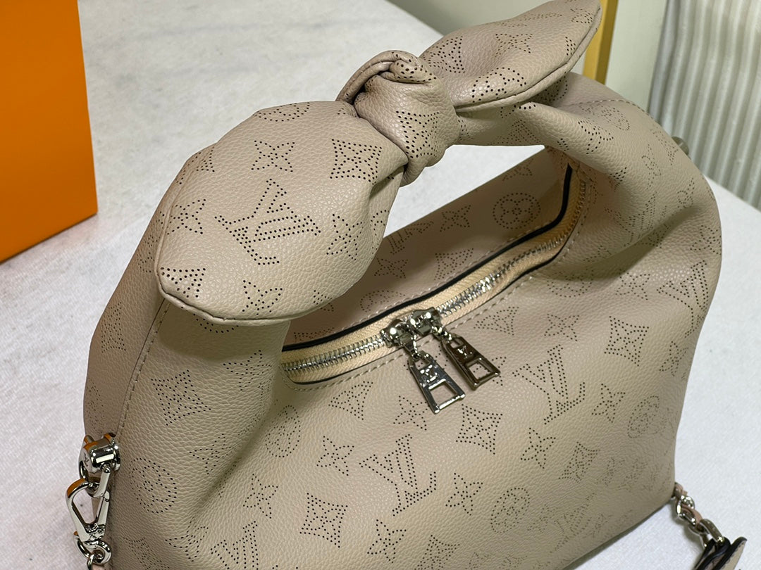 Chic & Stylish Bags
