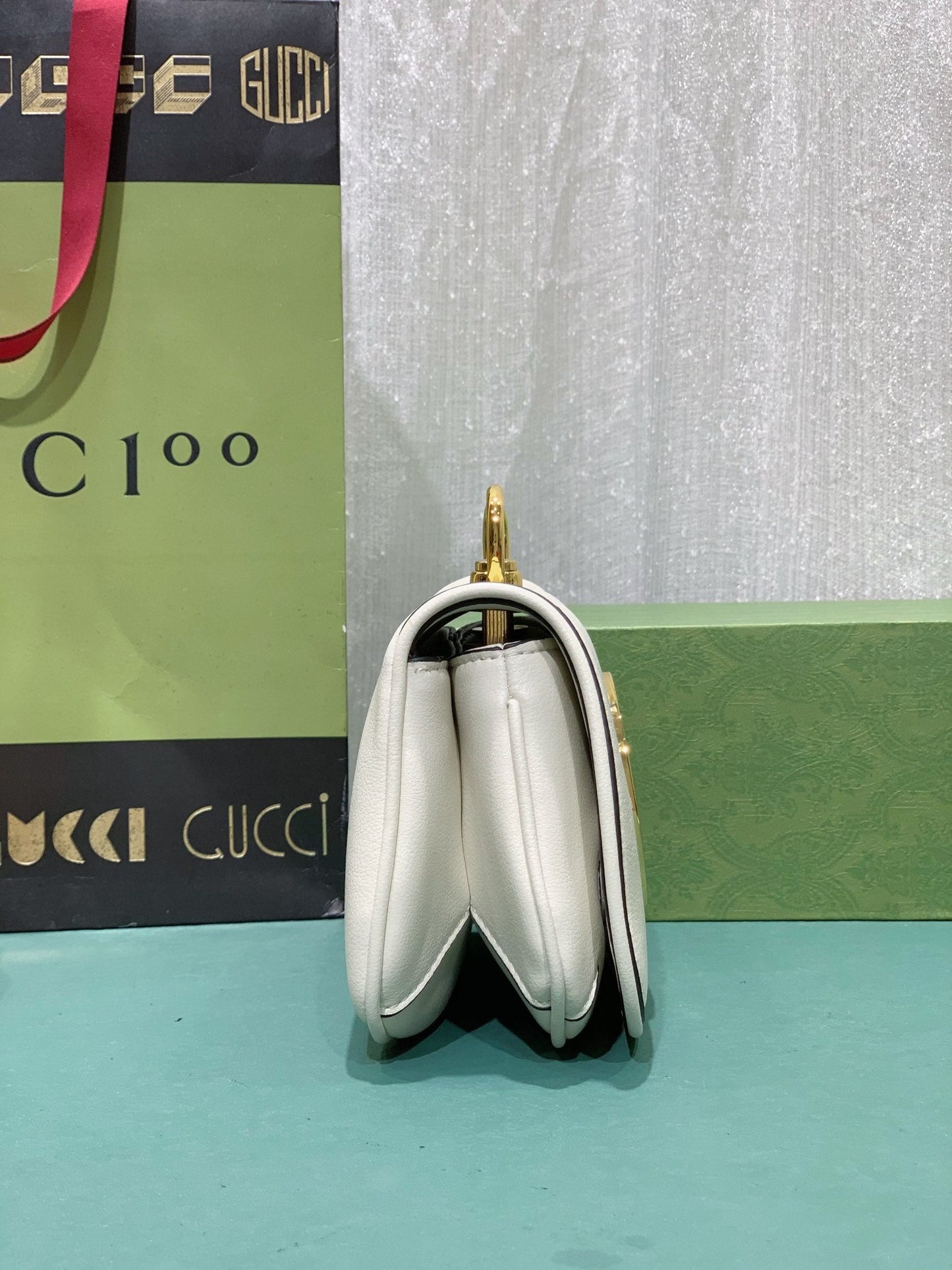 Chic & Stylish Bags