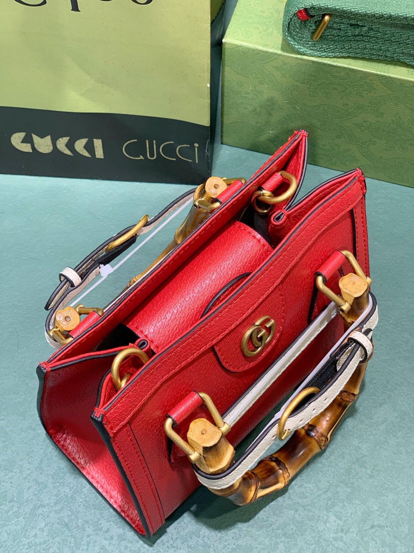 Chic & Stylish Bags