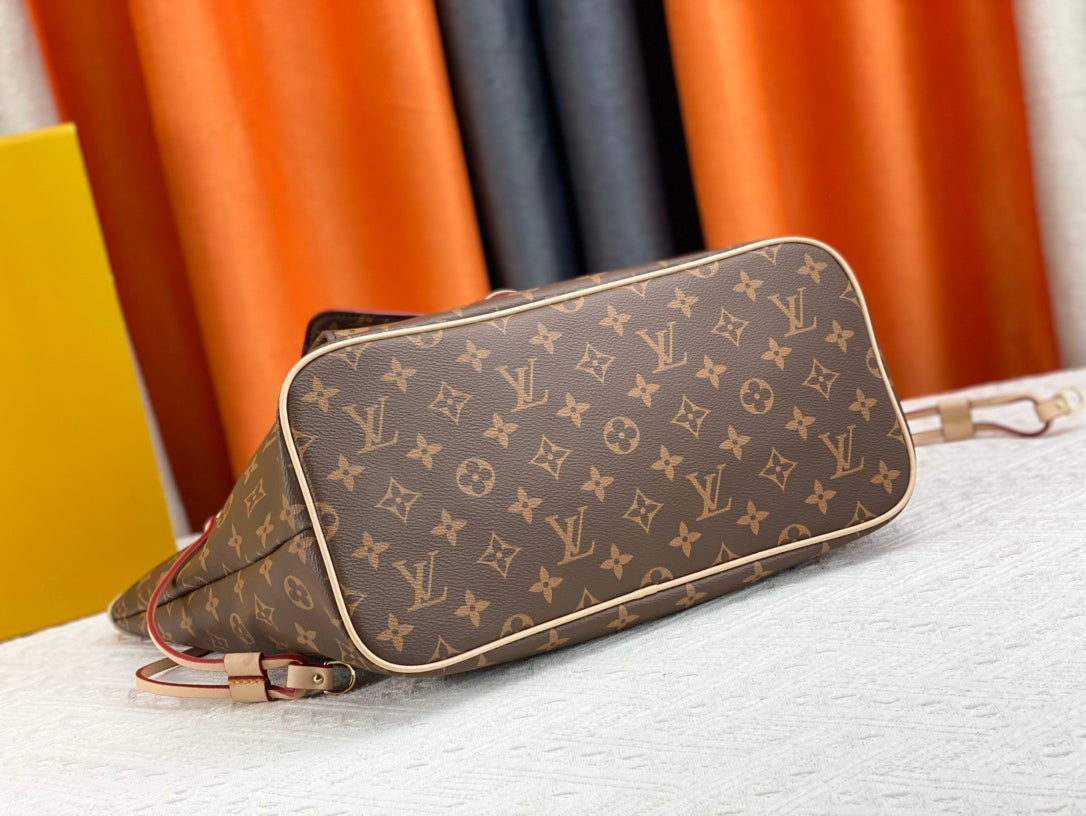Chic & Stylish Bags