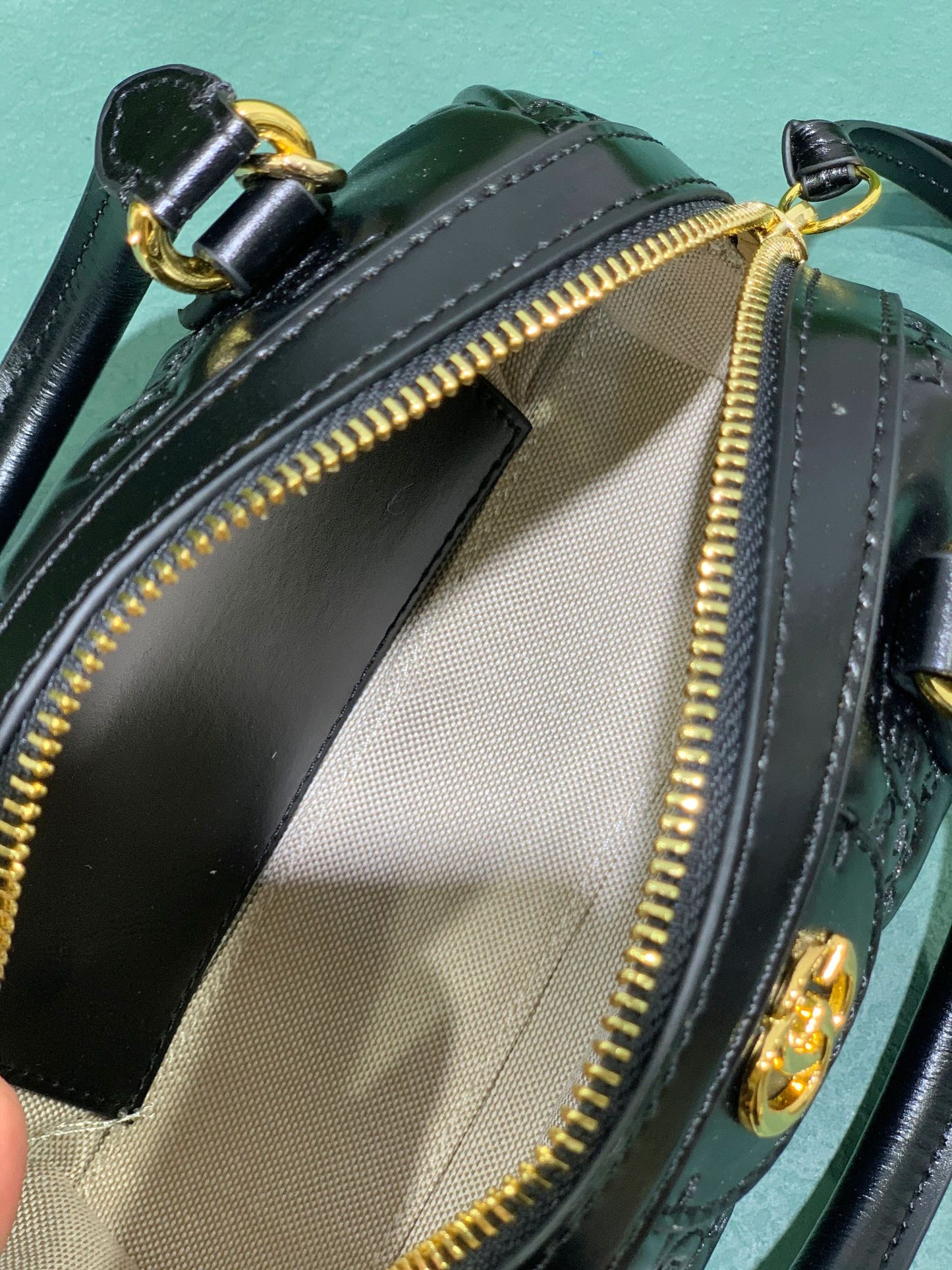 Chic & Stylish Bags