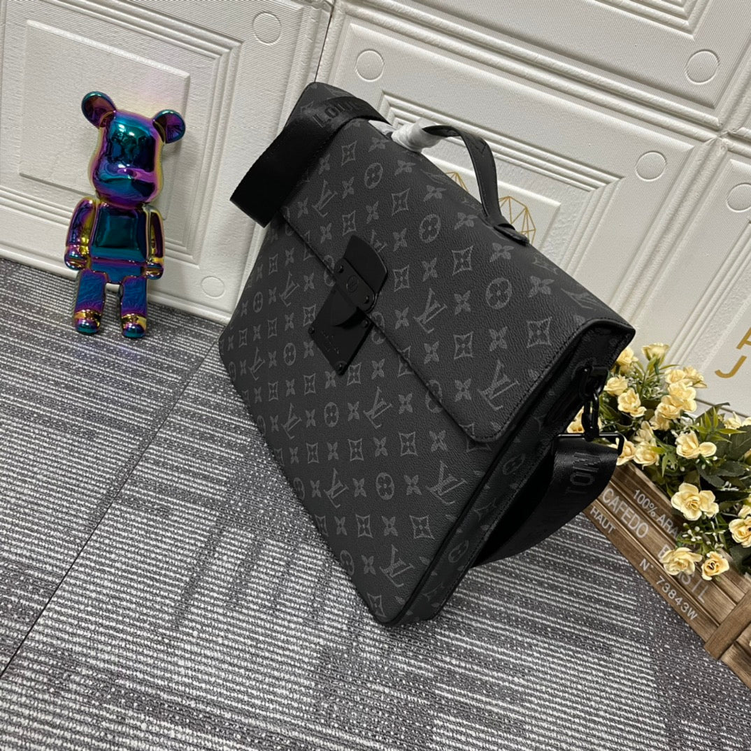 Chic & Stylish Bags