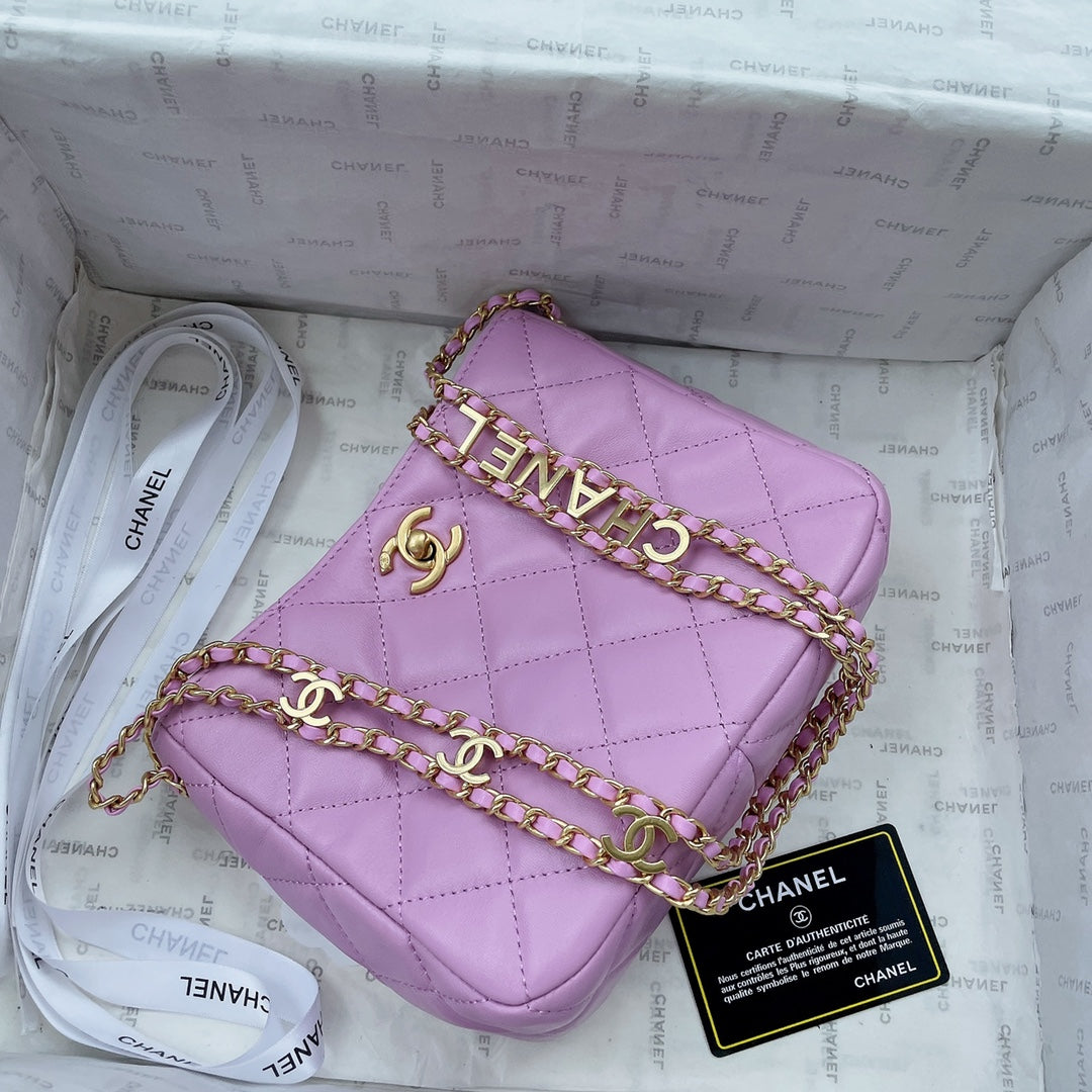 Chic & Stylish Bags