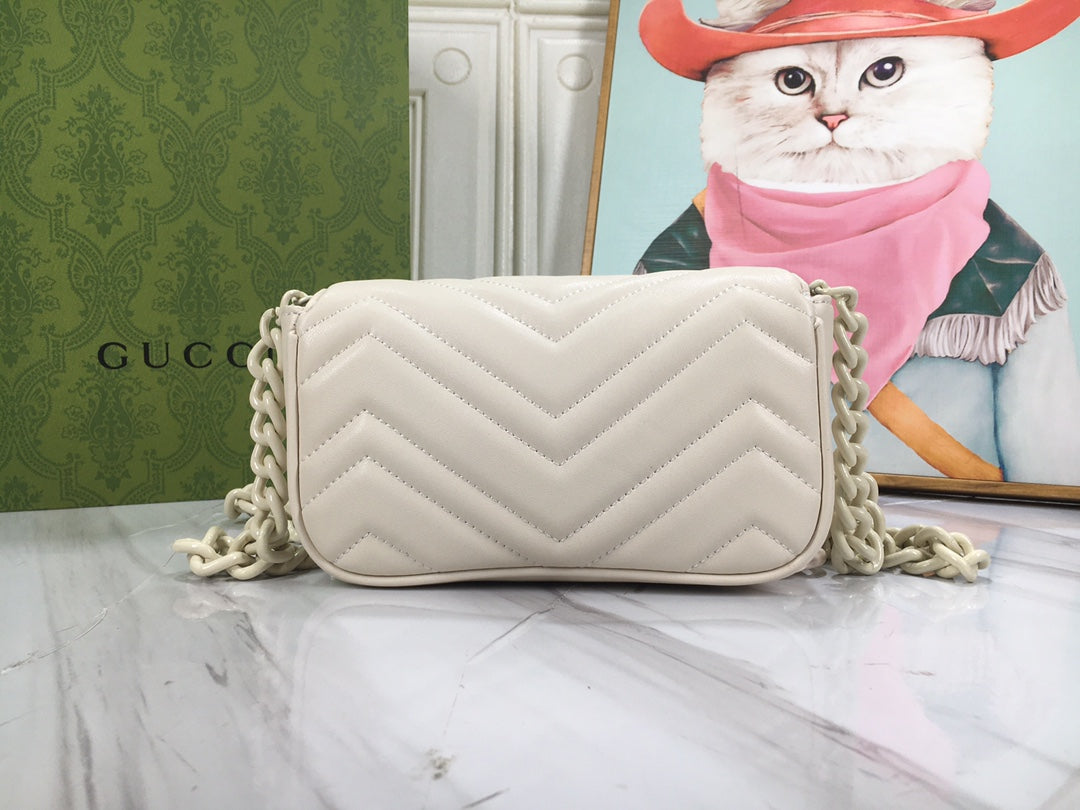 Chic & Stylish Bags