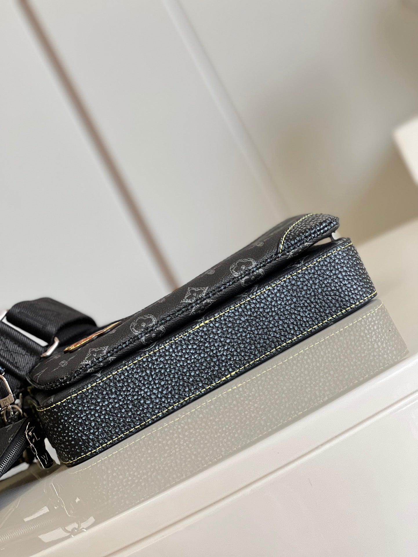 Chic & Stylish Bags